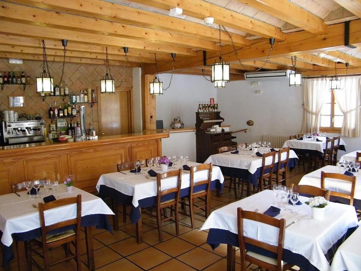 Hotel Lamoga Llavorsi Luaran gambar