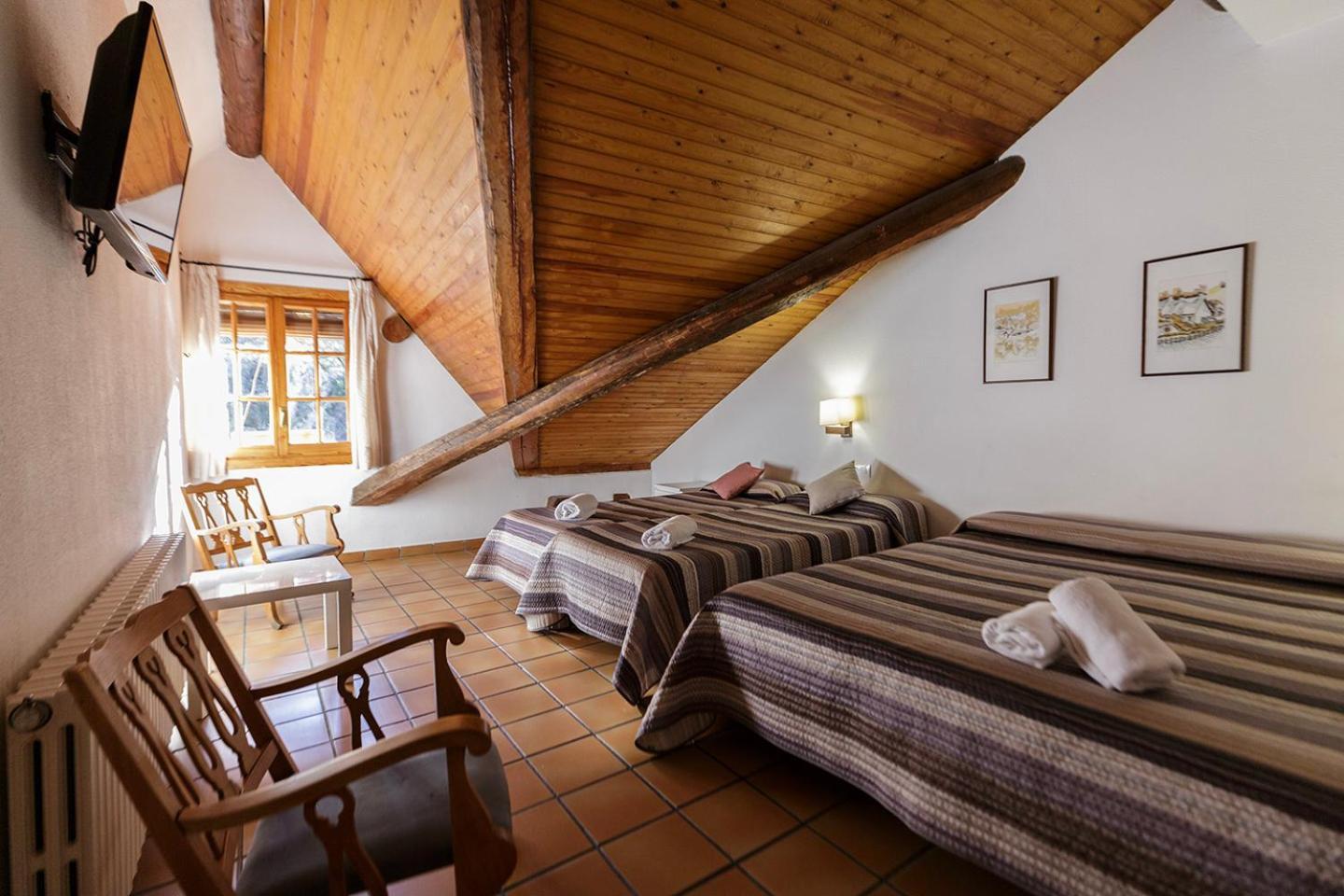 Hotel Lamoga Llavorsi Luaran gambar