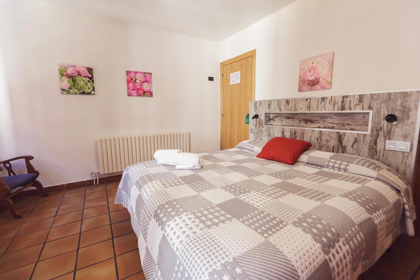 Hotel Lamoga Llavorsi Luaran gambar