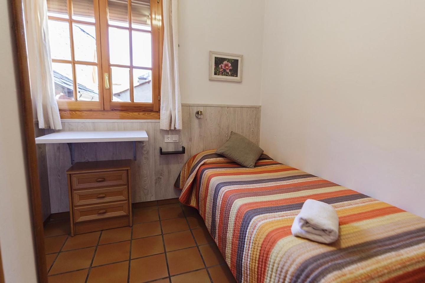 Hotel Lamoga Llavorsi Luaran gambar